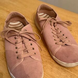 Vionic Blush Pink Women's Sneakers
